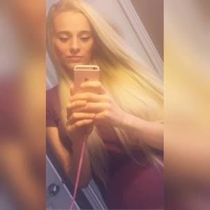 Meet your Posher, Alyssa